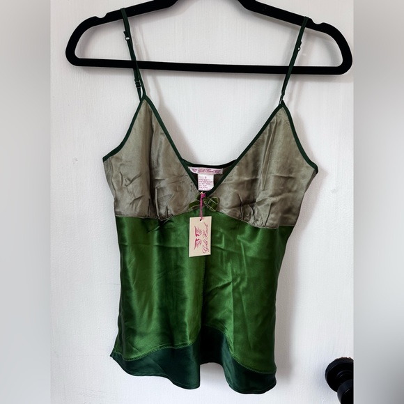 NWT Gold Hawk 100% Silk Cami - Picture 1 of 4